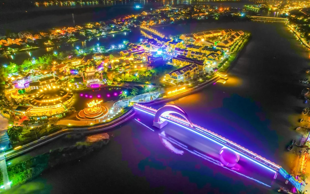 Hoi An Memories Show with Round-Trip Transfers from Da Nang Image 10