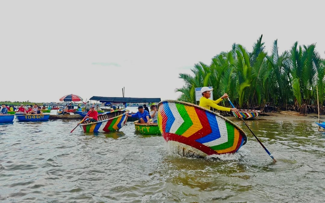 Hoi An Water Coconut Forest Basket Boat Ride with DIY Workshop and BBQ Food Tour Image 1