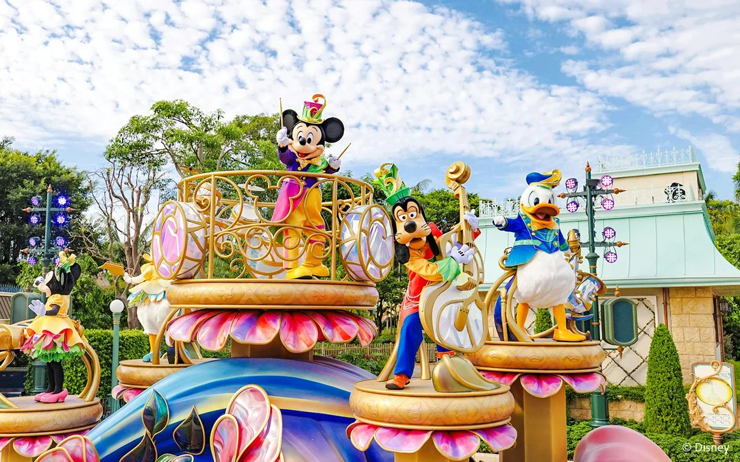 Hong Kong Disneyland VIP Tour with English Guide(Up to 6 guests) Image 2