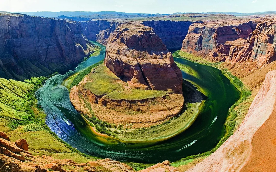 Horseshoe Bend & Glen Canyon Dam Helicopter Tour Image 2