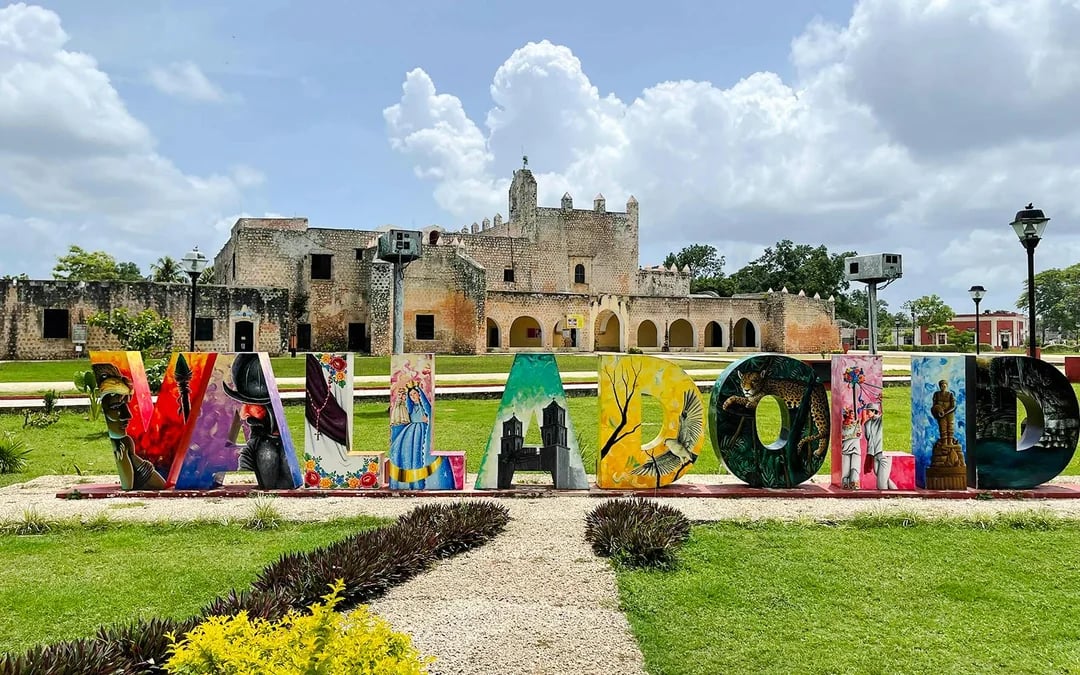 Hotel Pickup from Tulum: Chichén Itzá, Cenote, and Valladolid Tour Image 5