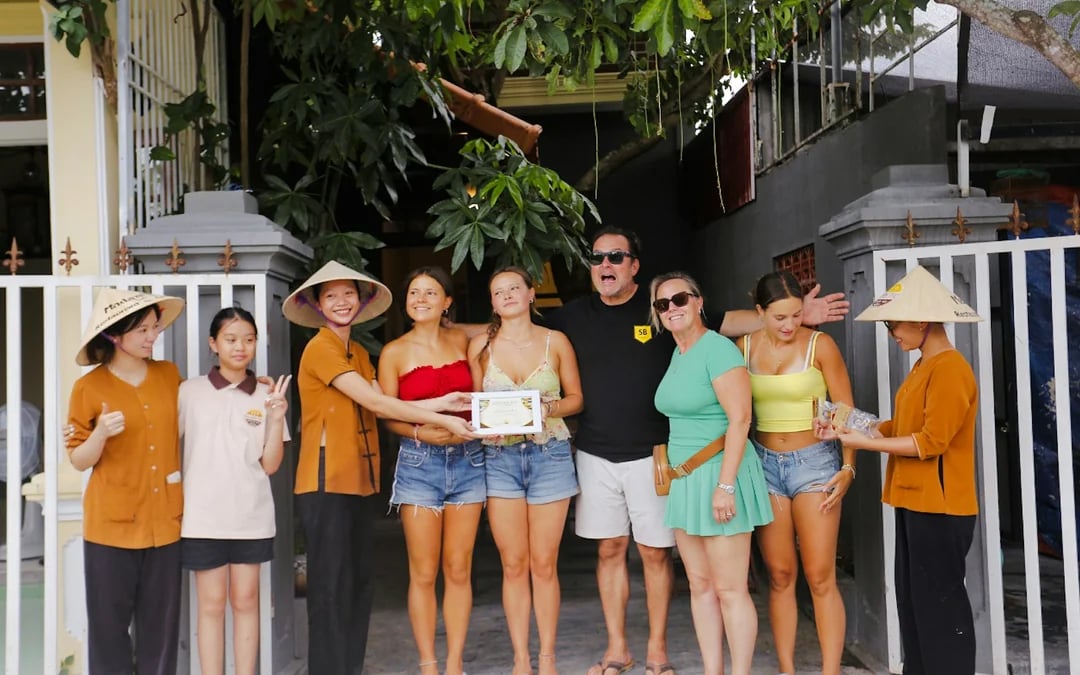 Hue Cooking Class at Madam Thu Restaurant Image 7