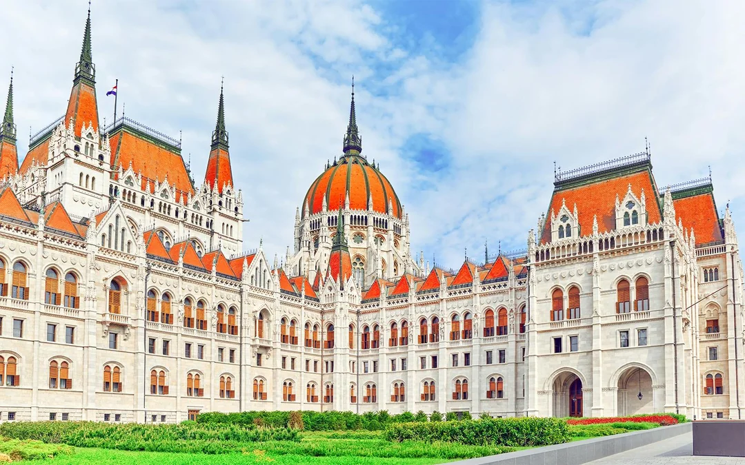 Hungarian Parliament Audio Guided Tour Image 5