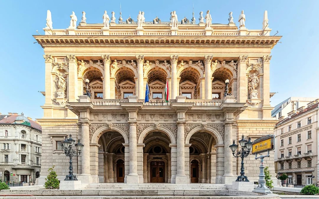 Hungarian State Opera House Guided Tour Image 1