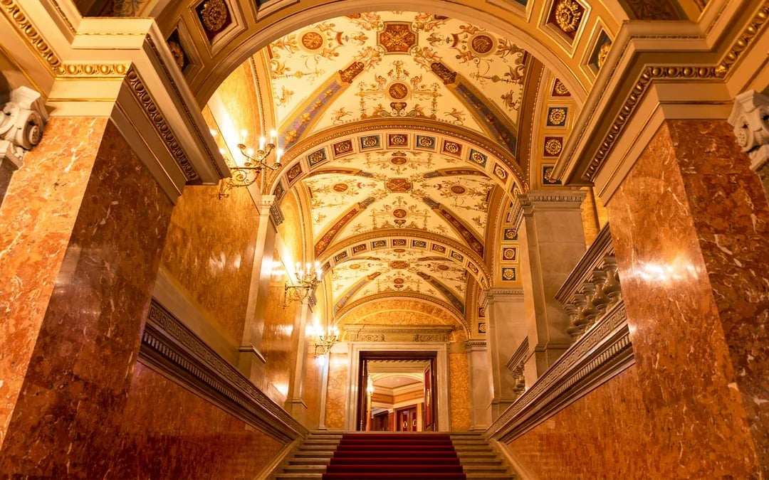 Hungarian State Opera House Guided Tour Image 3