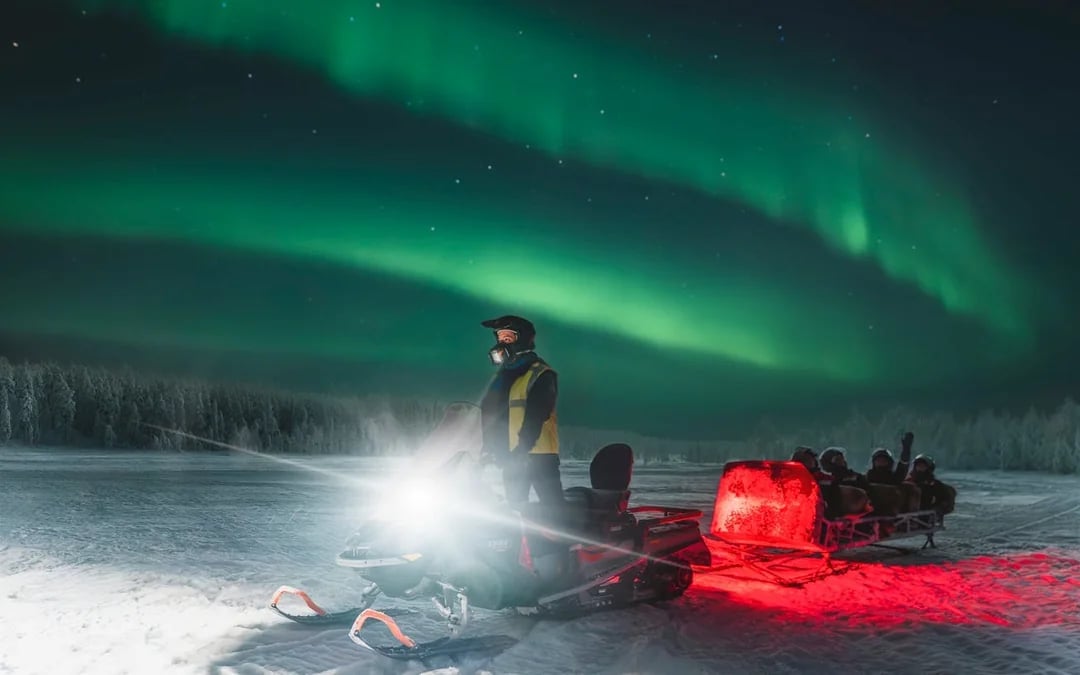 Hunting Northern Lights with Sleigh Ride Image 6