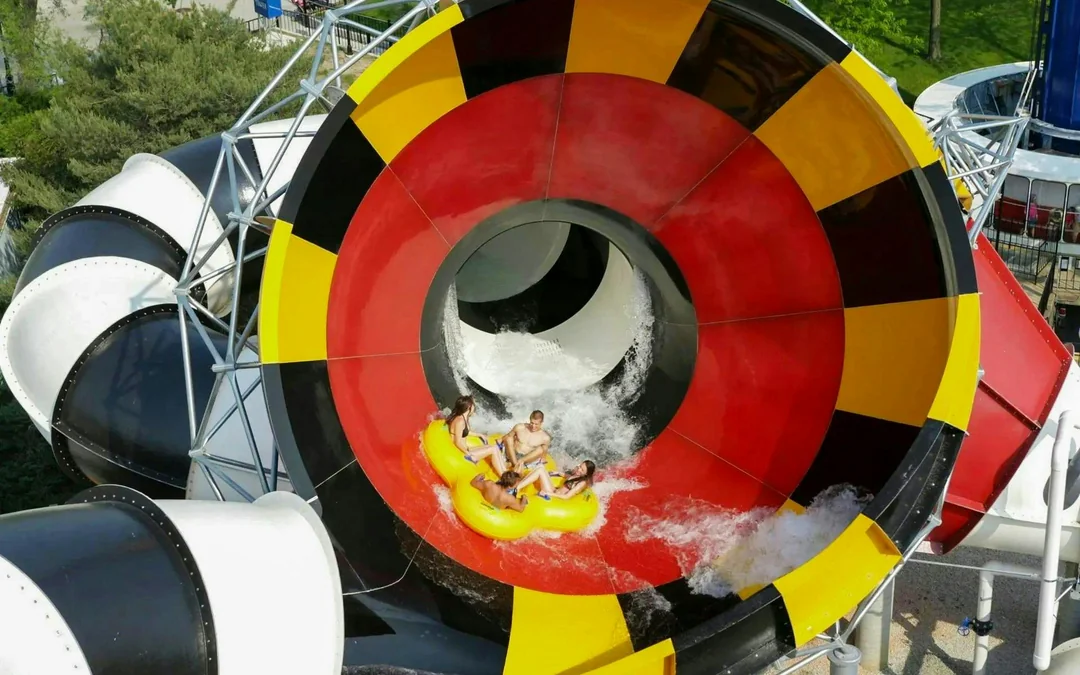 Hurricane Harbor Chicago One Day Ticket Image 2