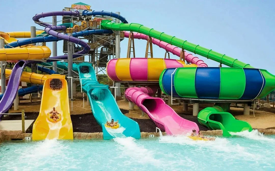 Hurricane Harbor Chicago One Day Ticket Image 6