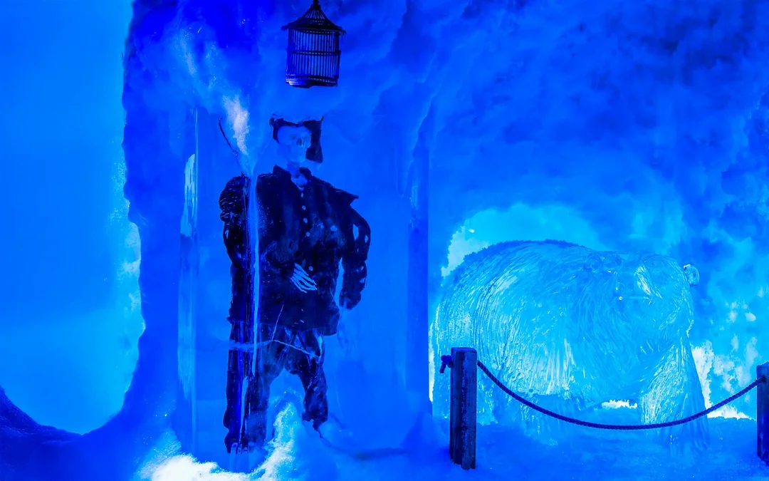 Icebar Amsterdam Skip-the-Line Tickets with 3 Drinks Image 4