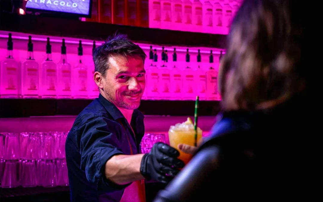 Icebar Amsterdam Skip-the-Line Tickets with 3 Drinks Image 10