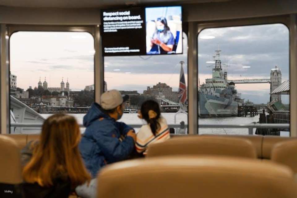 IFS Cloud Cable Car ride and Uber Boat by Thames Clippers one-way ticket