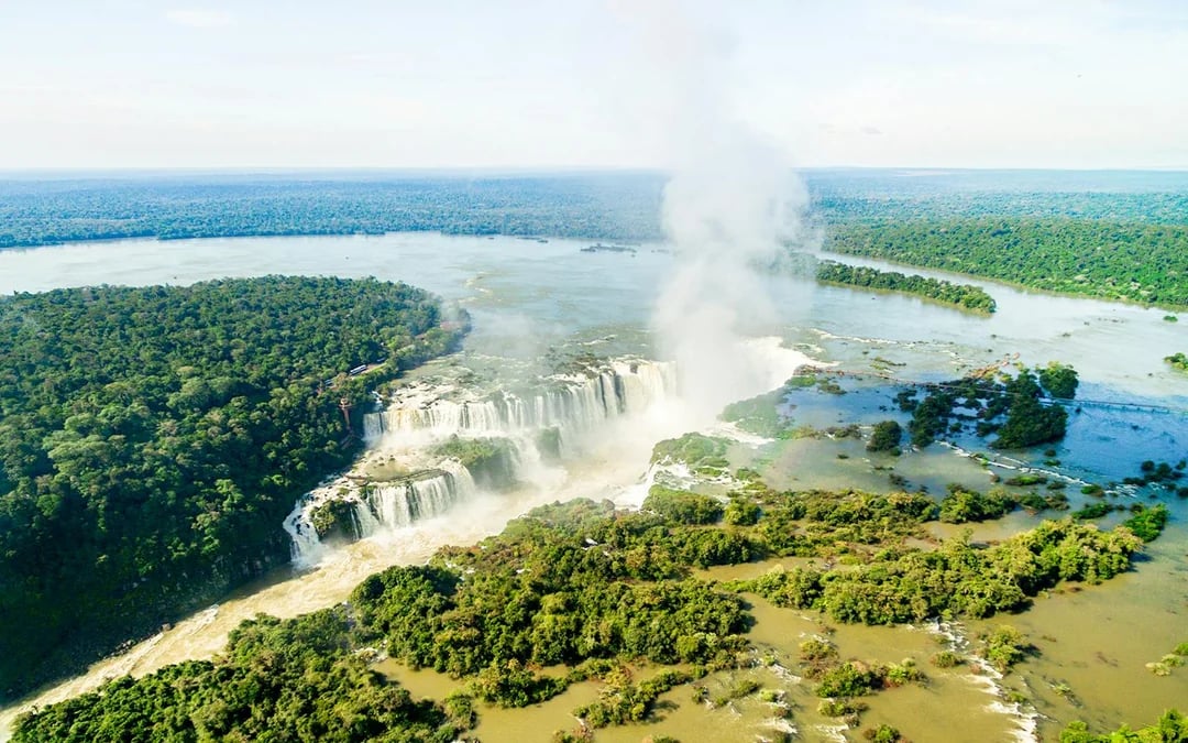Iguazú Falls Helicopter Ride Image 4