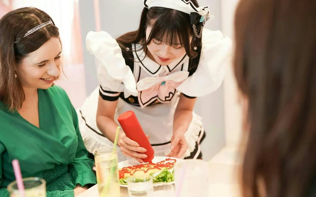 Ikebukuro Maid Cafe by Maidreamin Image 3
