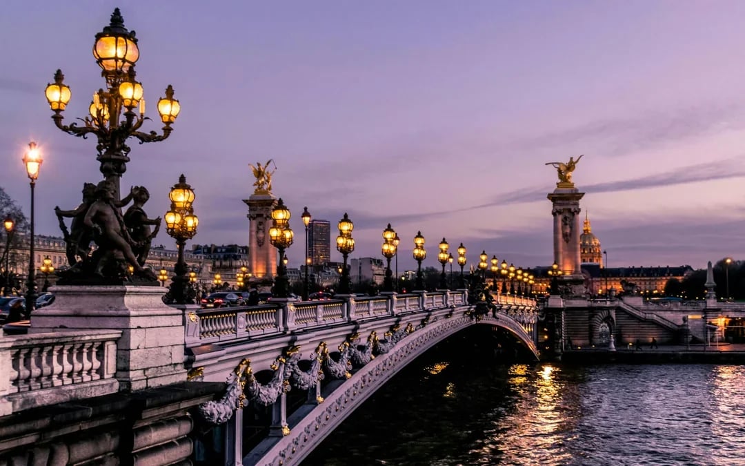 Illumination Tour of Paris and Eiffel Tower 2nd Floor (Reserved Access) Image 8