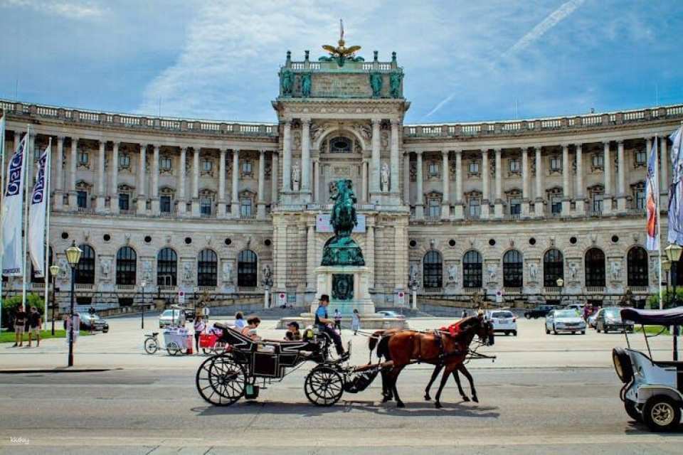 In-app audio tour of Vienna historic Hofburg District
