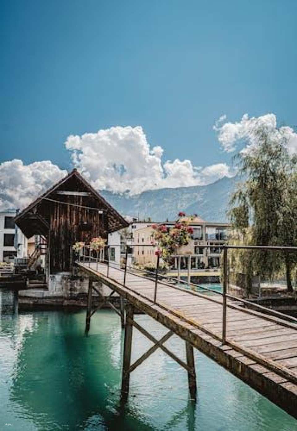 Interlaken art and culture tour with a local