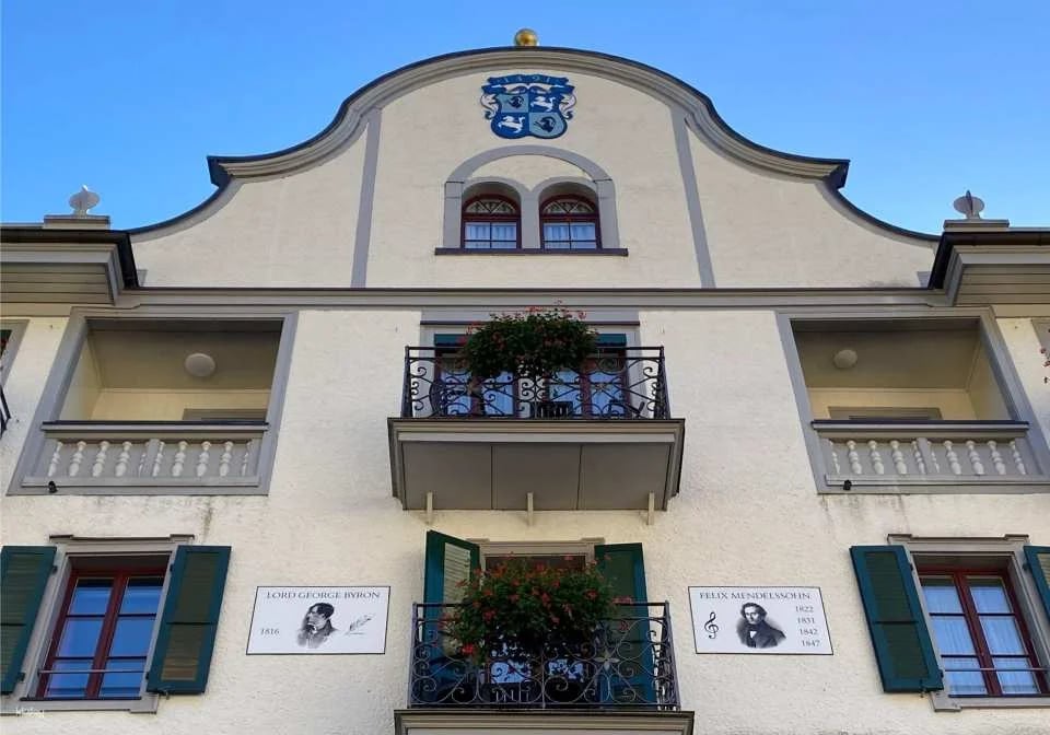 Interlaken interactive scavenger hunt with the smartphone