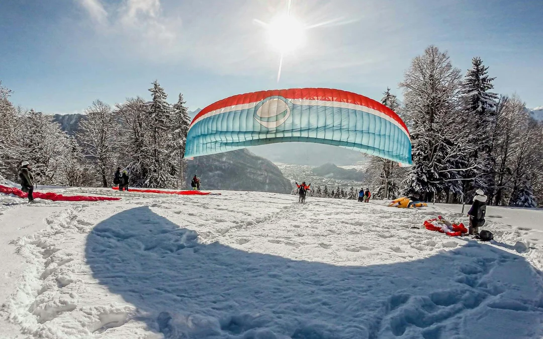 Interlaken Tandem Paragliding Flight Image 3