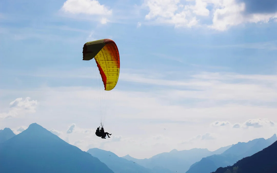 Interlaken Tandem Paragliding Flight Image 7