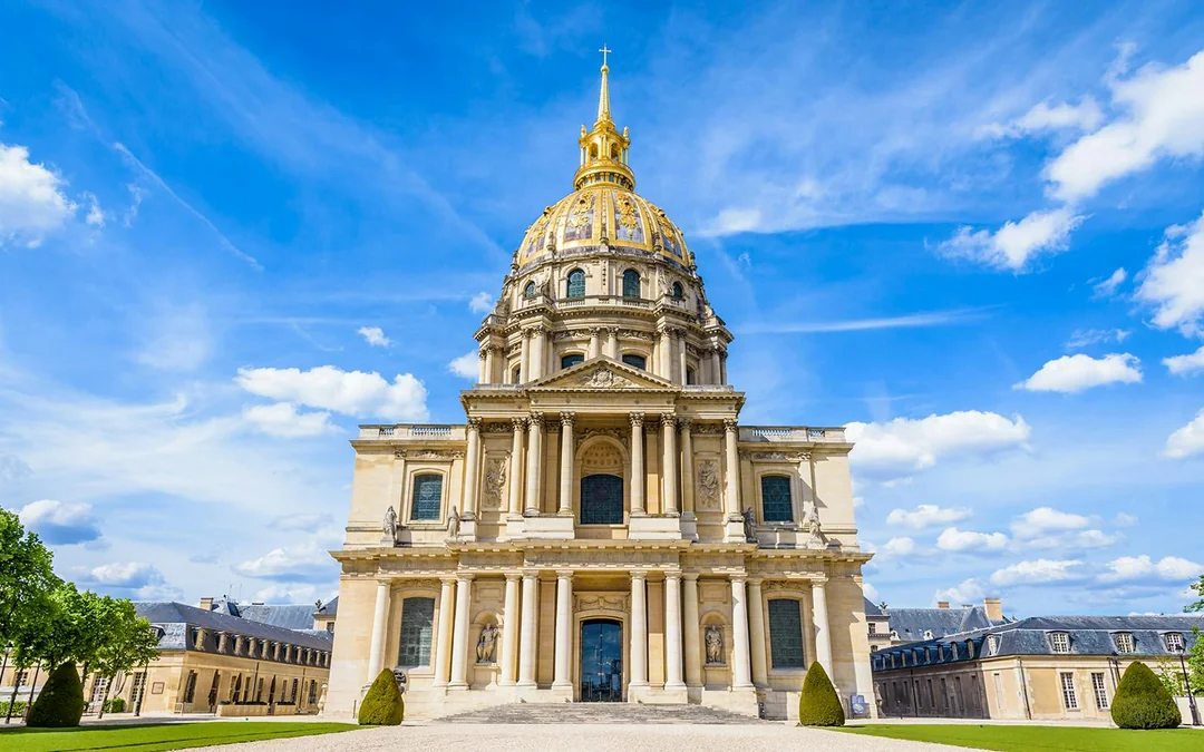 Invalides: Napoleon’s Tomb & Army Museum Guided Tour Image 2