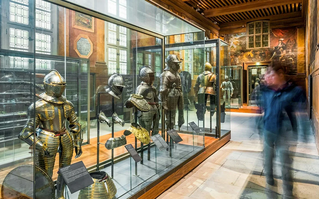 Invalides: Napoleon’s Tomb & Army Museum Guided Tour Image 12