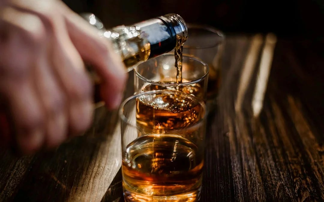 Irish Whiskey Museum - Blending Experience Image 6