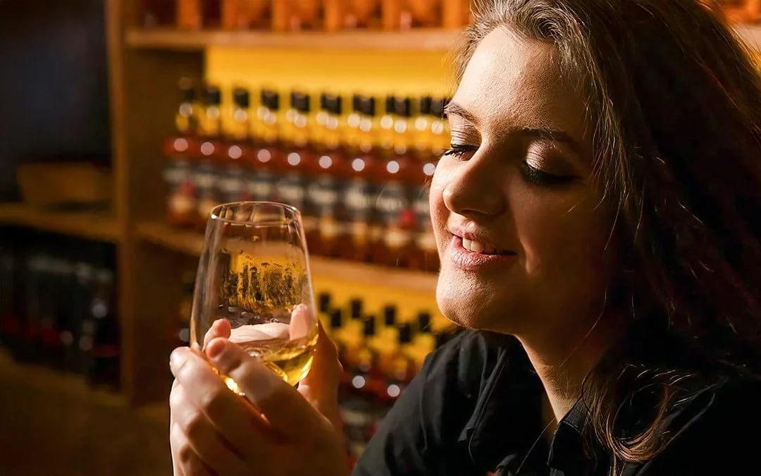 Irish Whiskey Museum - Premium Tour Image 6