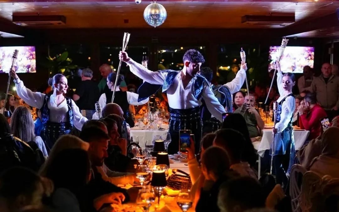 Istanbul Bosphorus Dinner Cruise with Turkish Night Show and Unlimited Soft Drinks Image 7