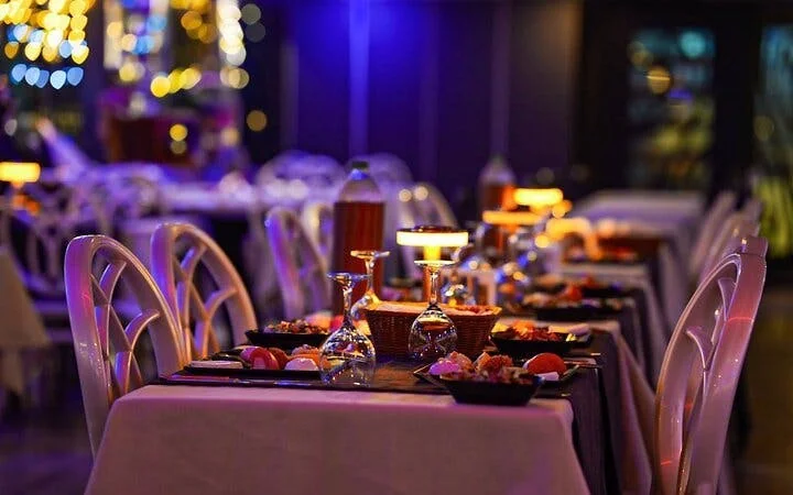 Istanbul by Night: All Inclusive Bosphorus Dinner Cruise & Drinks Image 10
