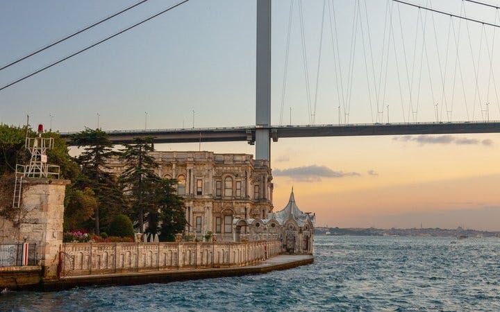 Istanbul Full Day Bosphorus Cruise and Beylerbeyi Palace Tour Image 4