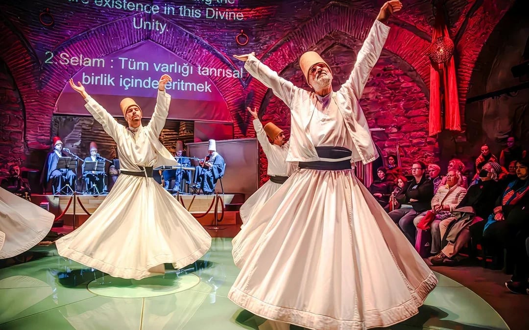 Istanbul: Hodjapasha Whirling Dervishes Show & Exhibition Image 6