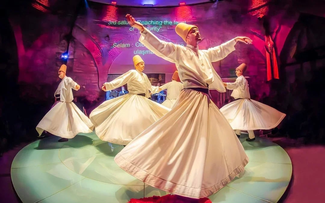 Istanbul: Hodjapasha Whirling Dervishes Show & Exhibition Image 8