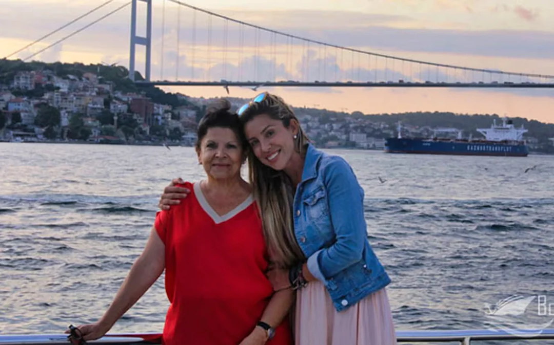 Istanbul in a Day Tour: Hagia Sophia, Topkapi Palace, Grand Bazaar, Cruise & More Image 3