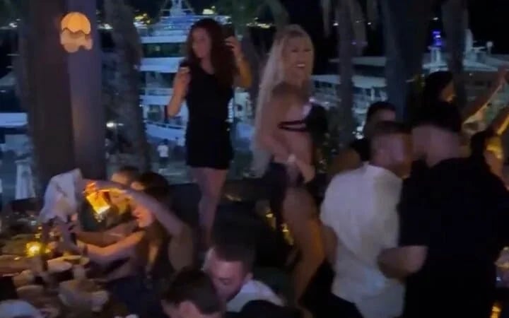 Istanbul Luxury Bosphorus View Tavern Dinner & Belly Dance Show Image 7