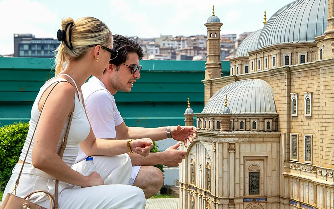 Istanbul Miniatürk Skip-the-Line Tickets & Audio Guide Image 2