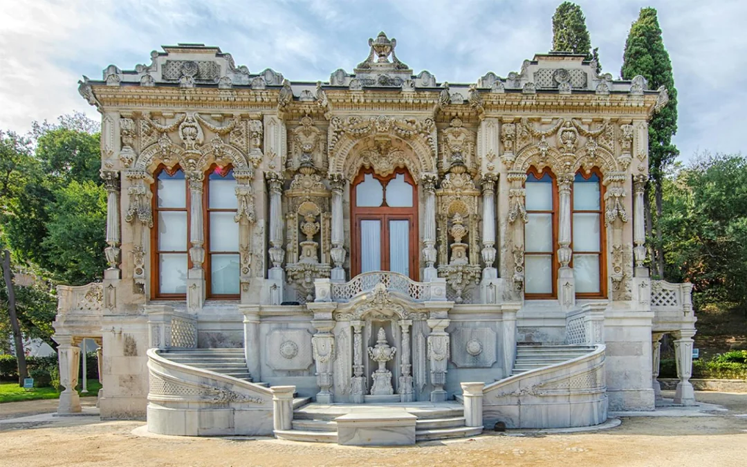 Istanbul: National Palaces Full Pass incl. Dolmabahce Palace Image 3