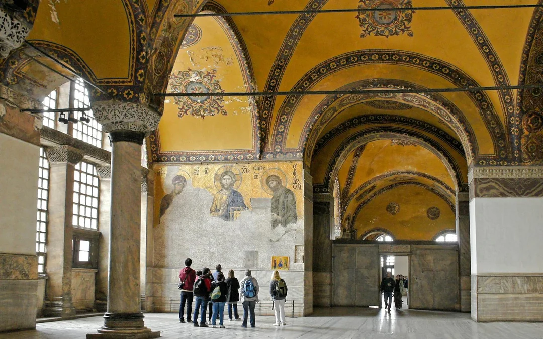 Istanbul: National Palaces Full Pass incl. Dolmabahce Palace Image 5