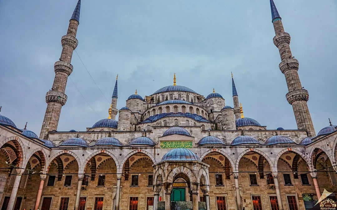 Istanbul Old City Guided Walking Tour Image 8