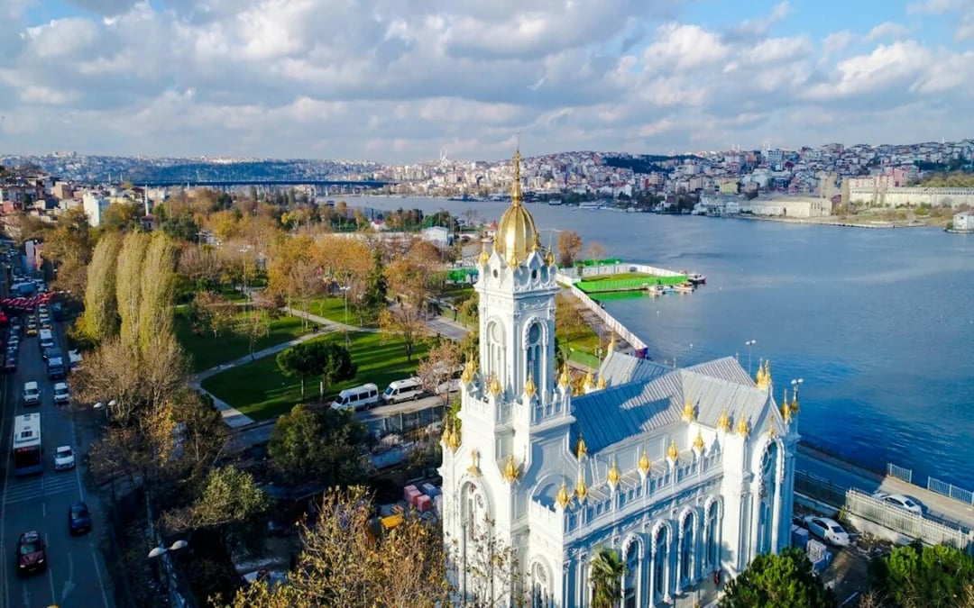 Istanbul Old City Tour with Bosphorus Sunset Cruise and Lunch Image 2
