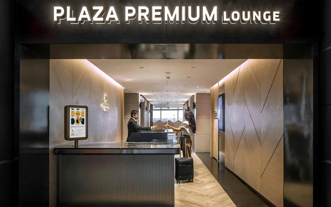 Istanbul Sabiha Gökçen International Airport (SAW) Plaza Premium Lounge Access Image 1