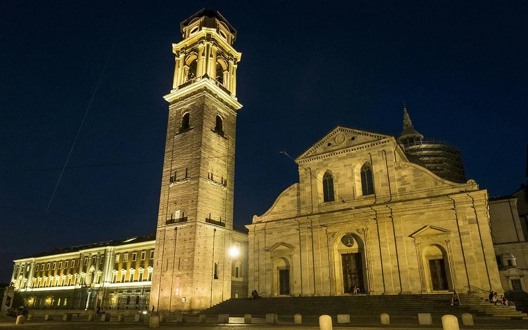 Italian Guided Tour through the Torino Noir Image 6
