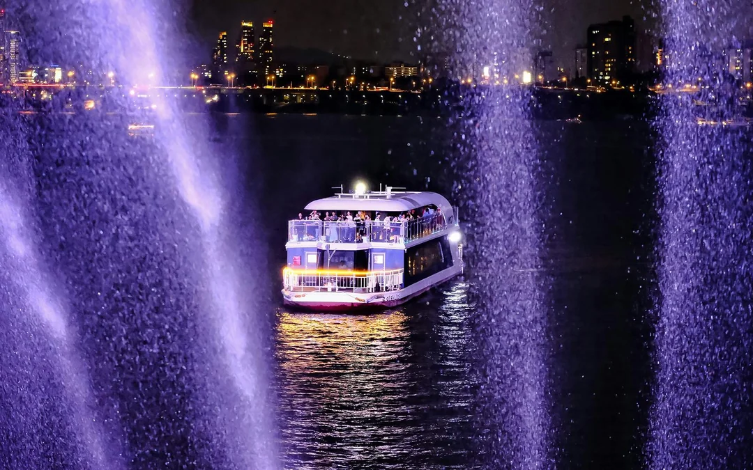Jamsil Han River E-land Ferry Cruise Image 12
