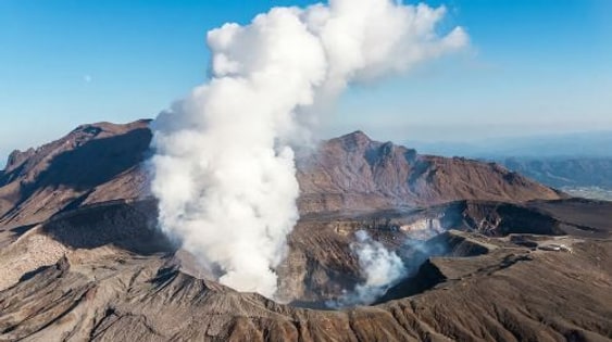 Japan Kyushu Hidden Gems – Aso Volcano with Free Shuttle, Kusasenri