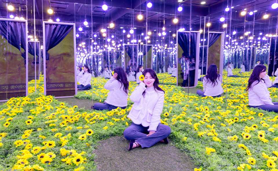 Jeju Van Gogh Garden Admission Ticket