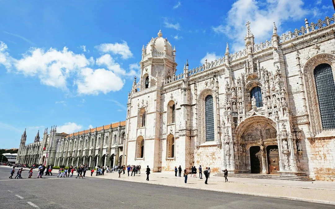 Jerónimos Monastery Tickets with Audio Guide Image 1