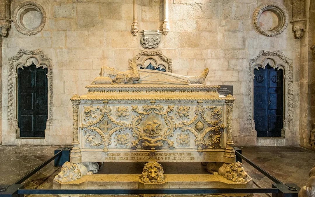 Jerónimos Monastery Tickets with Audio Guide Image 6
