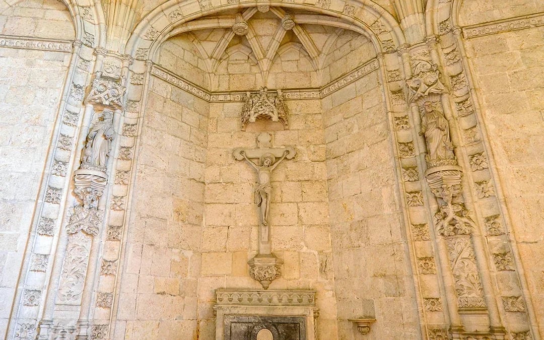 Jerónimos Monastery Tickets with Audio Guide Image 7