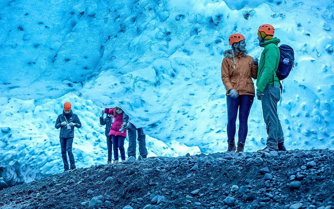 Jokulsarlon Crystal Ice Cave Tour Image 2