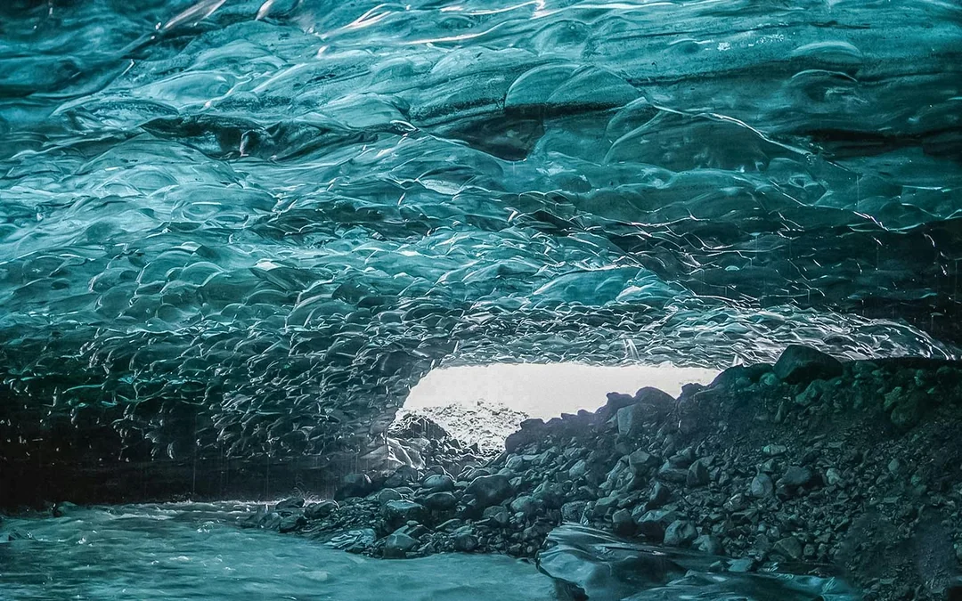 Jokulsarlon Crystal Ice Cave Tour Image 5