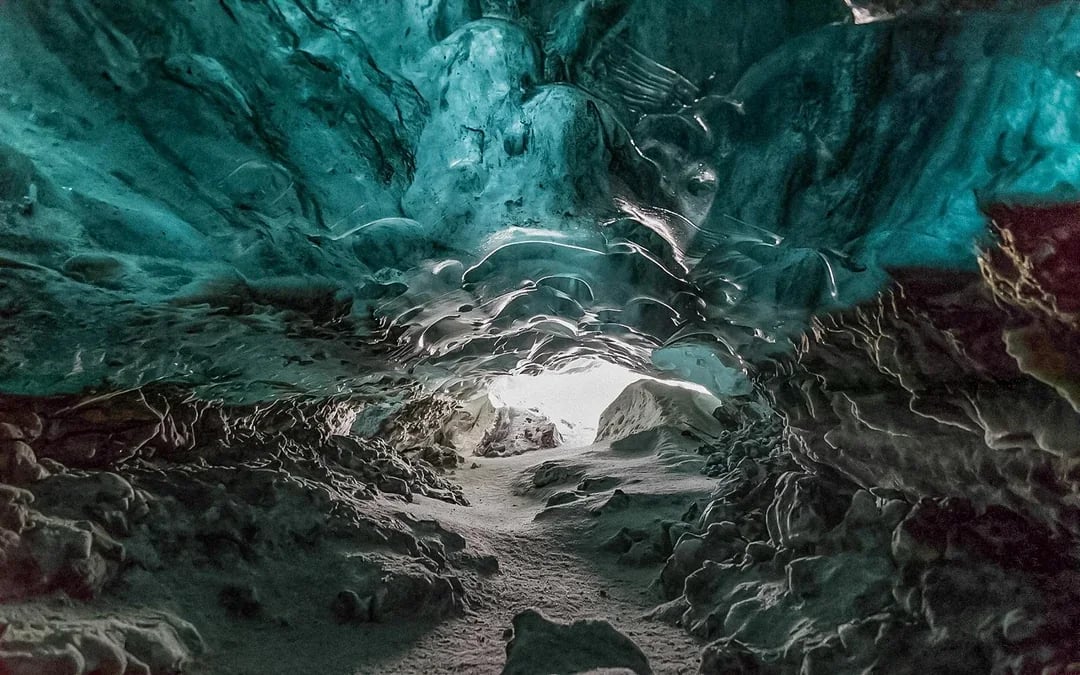Jokulsarlon Crystal Ice Cave Tour Image 6